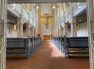 St. Matthäus offen Türen