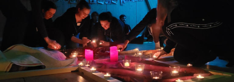 Die Evangelische Jugend feiert Gottesdienst