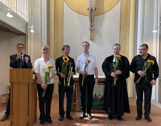 Sonnenblumen beim EW-Festgottesdienst