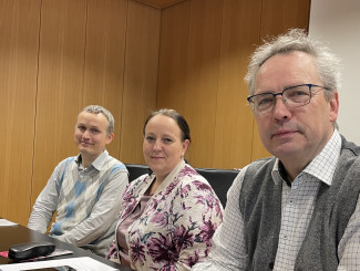 Dekan Wilde und die zwei Referenten der Dekanatskonferenz