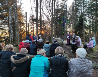 Andacht in der Naturkapelle