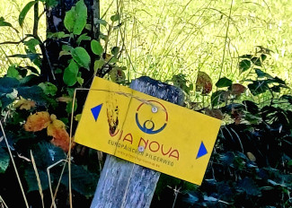 Pilgerpfad-Wegweiser Via Nova