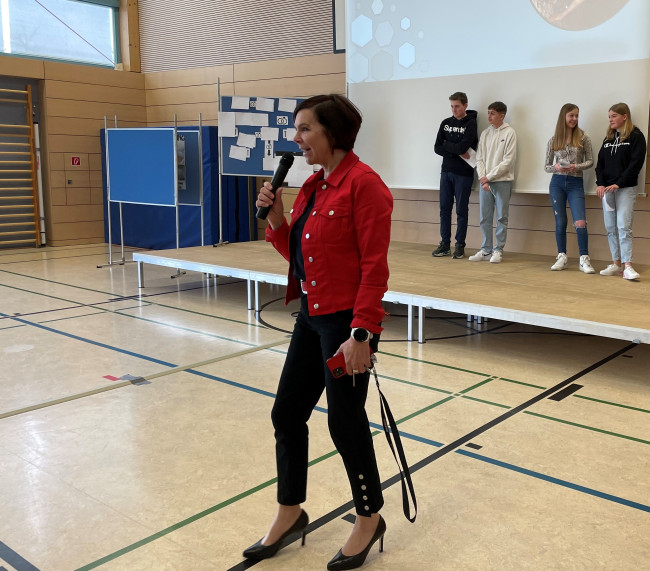 Heide Hesse begrüßt
